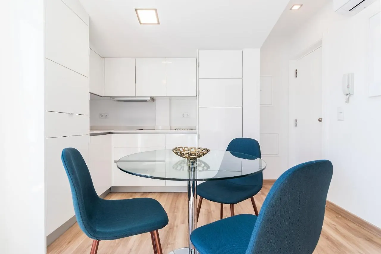 شقة Perfect 1 Bed In Chiado With Terrace And Aircon Lisboa 0*,